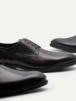 Altitude Leather Derby