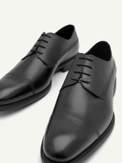 Altitude Lightweight Embossed Derby Shoes