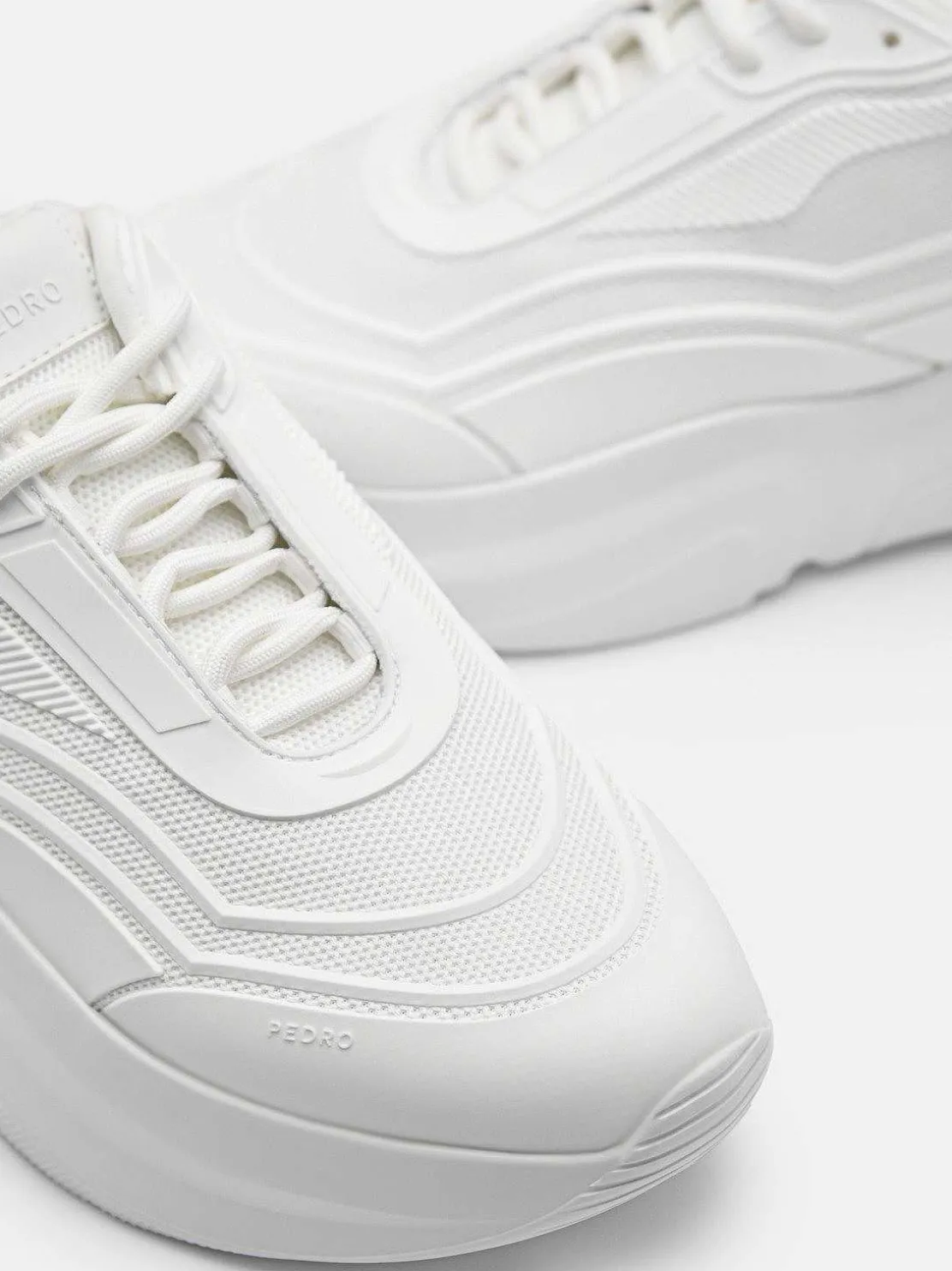 Altura Sneakers