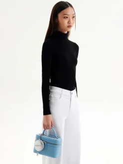 Ari Boxy Shoulder Bag