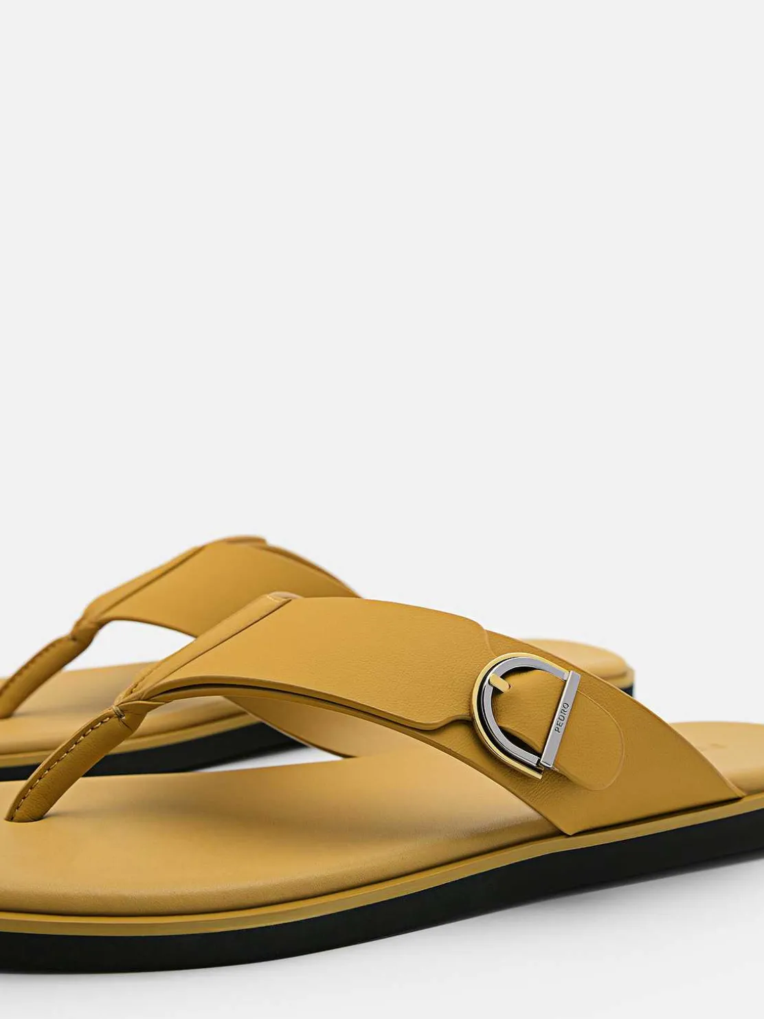 Dillon Thong Sandals