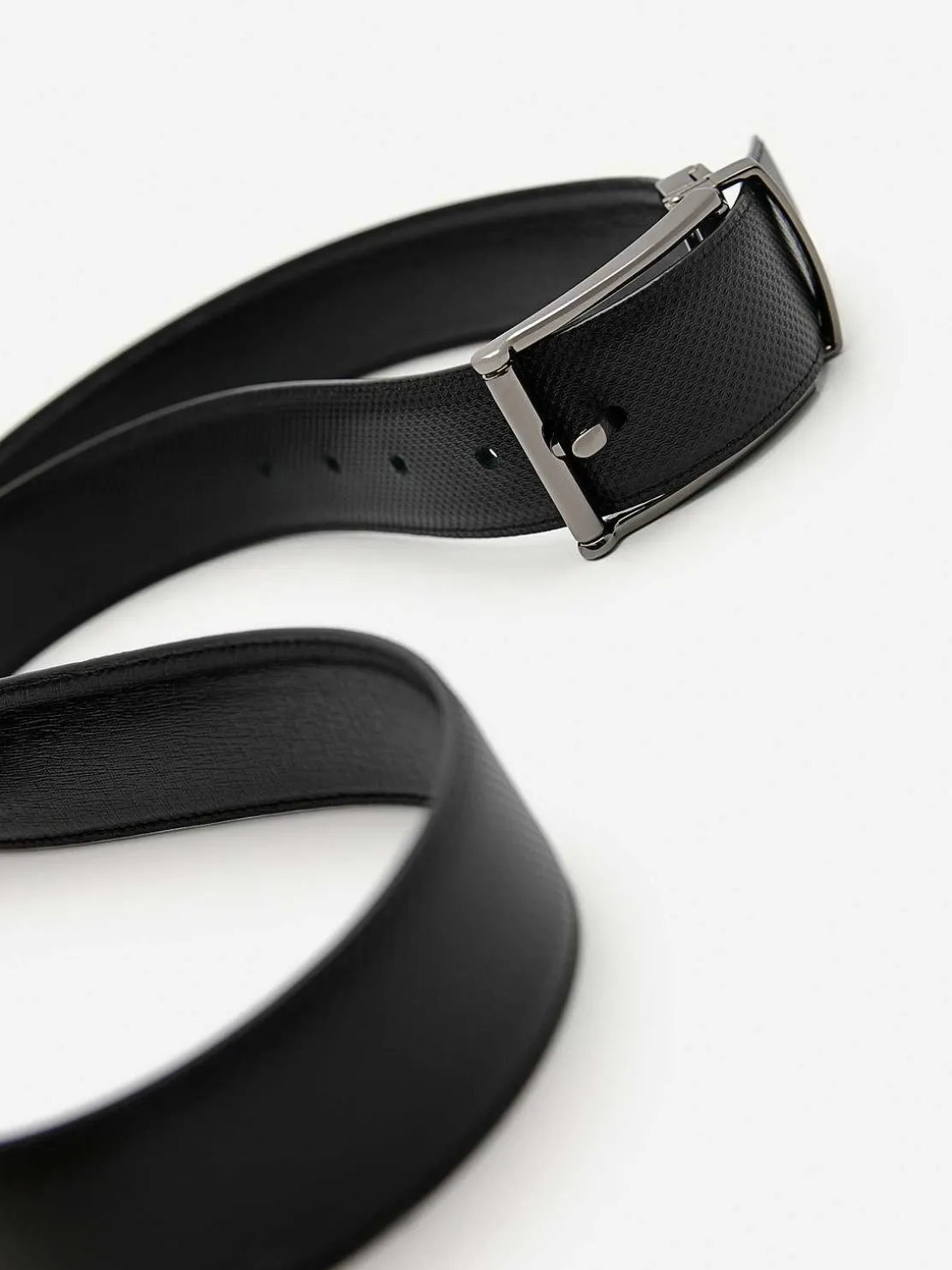 Embossed Leather Reversible Pin Belt