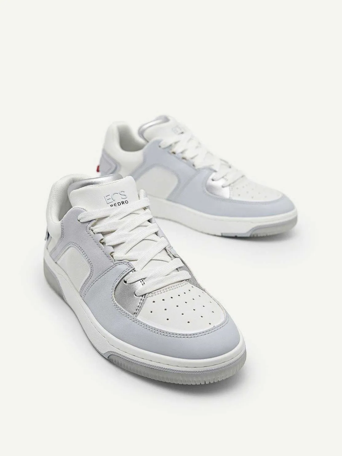 Eos Sneakers
