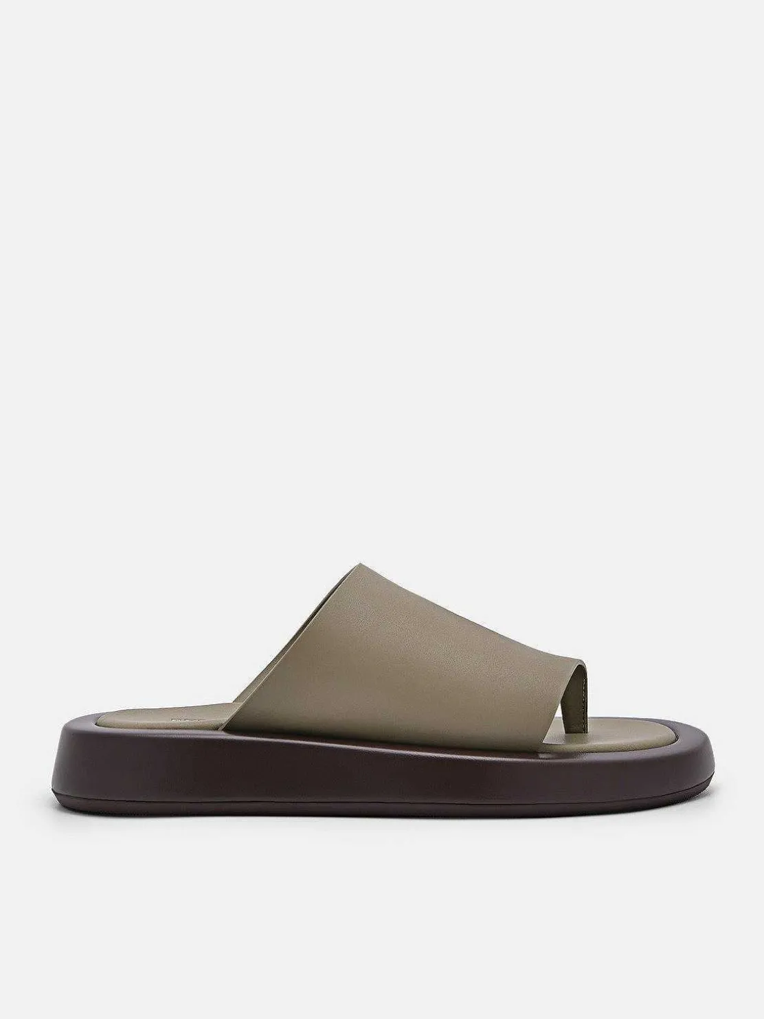 Este Thong Sandals