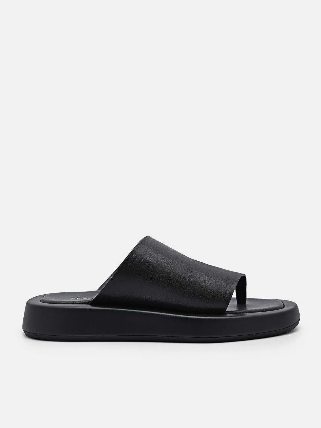 Este Thong Sandals