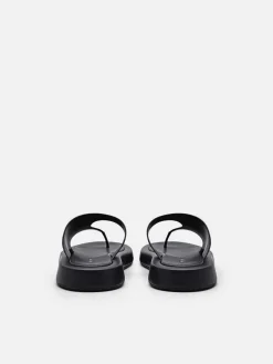 Este Thong Sandals