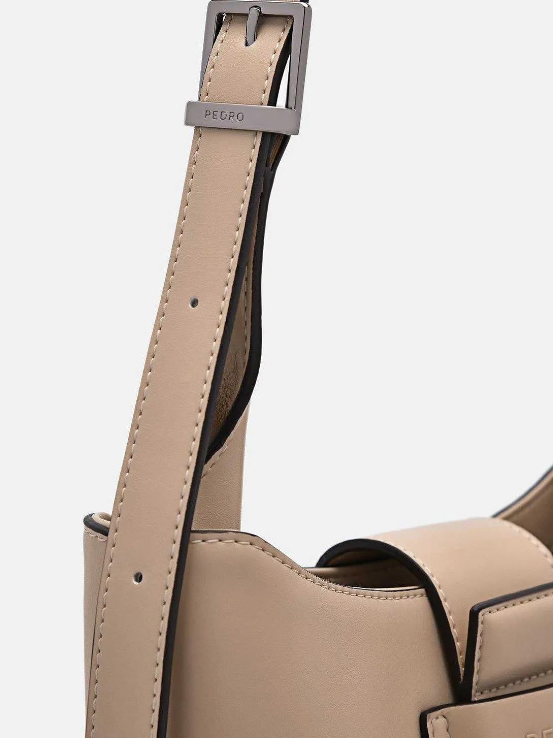 Fadia Shoulder Bag