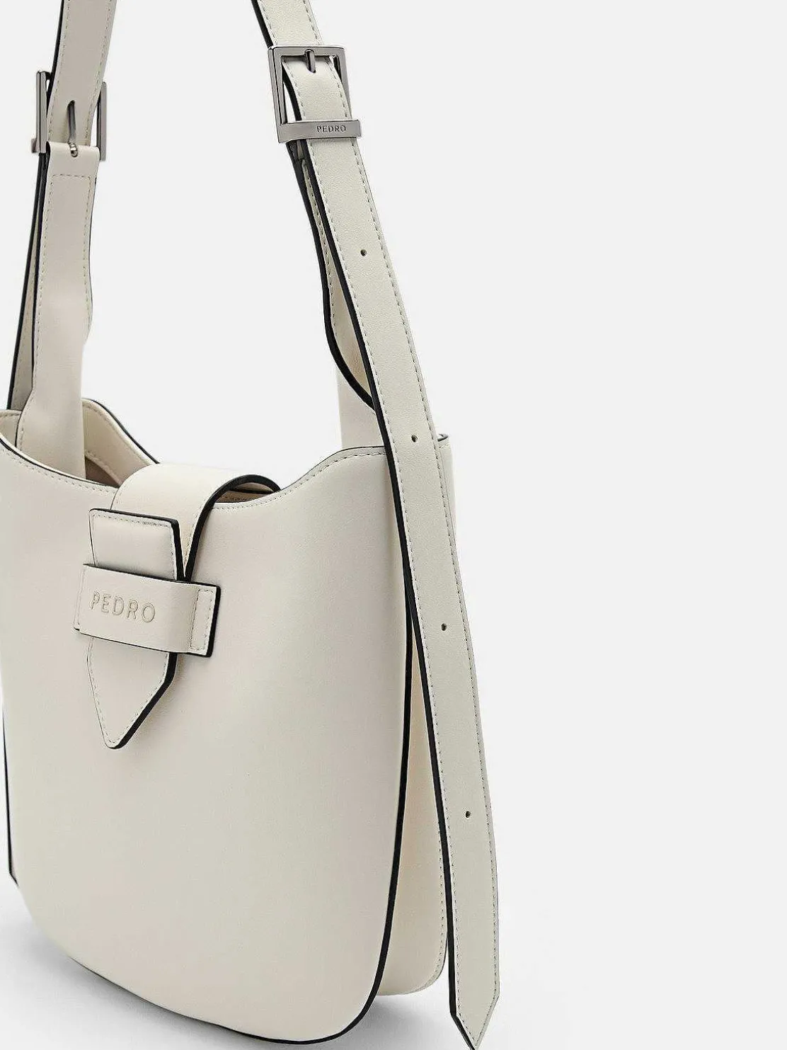 Fadia Shoulder Bag