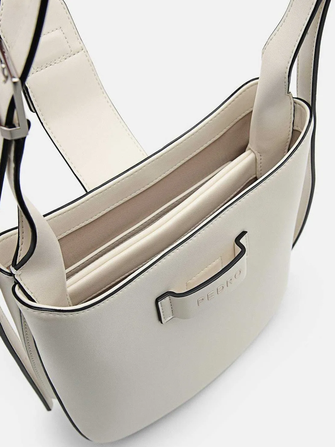 Fadia Shoulder Bag