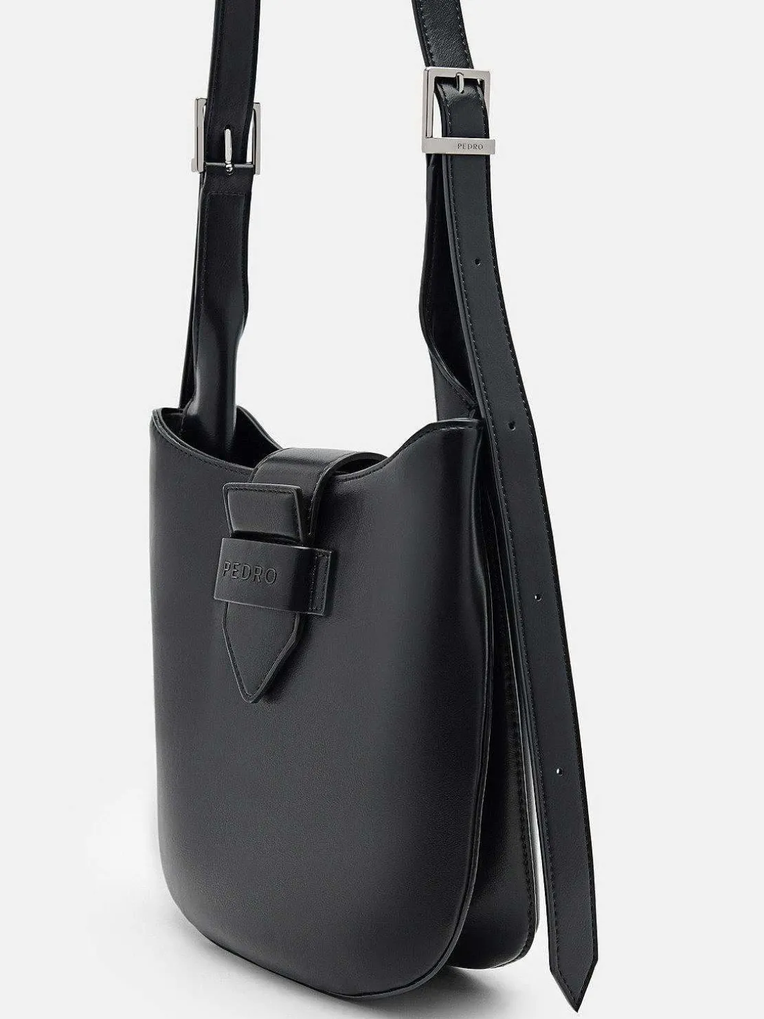 Fadia Shoulder Bag