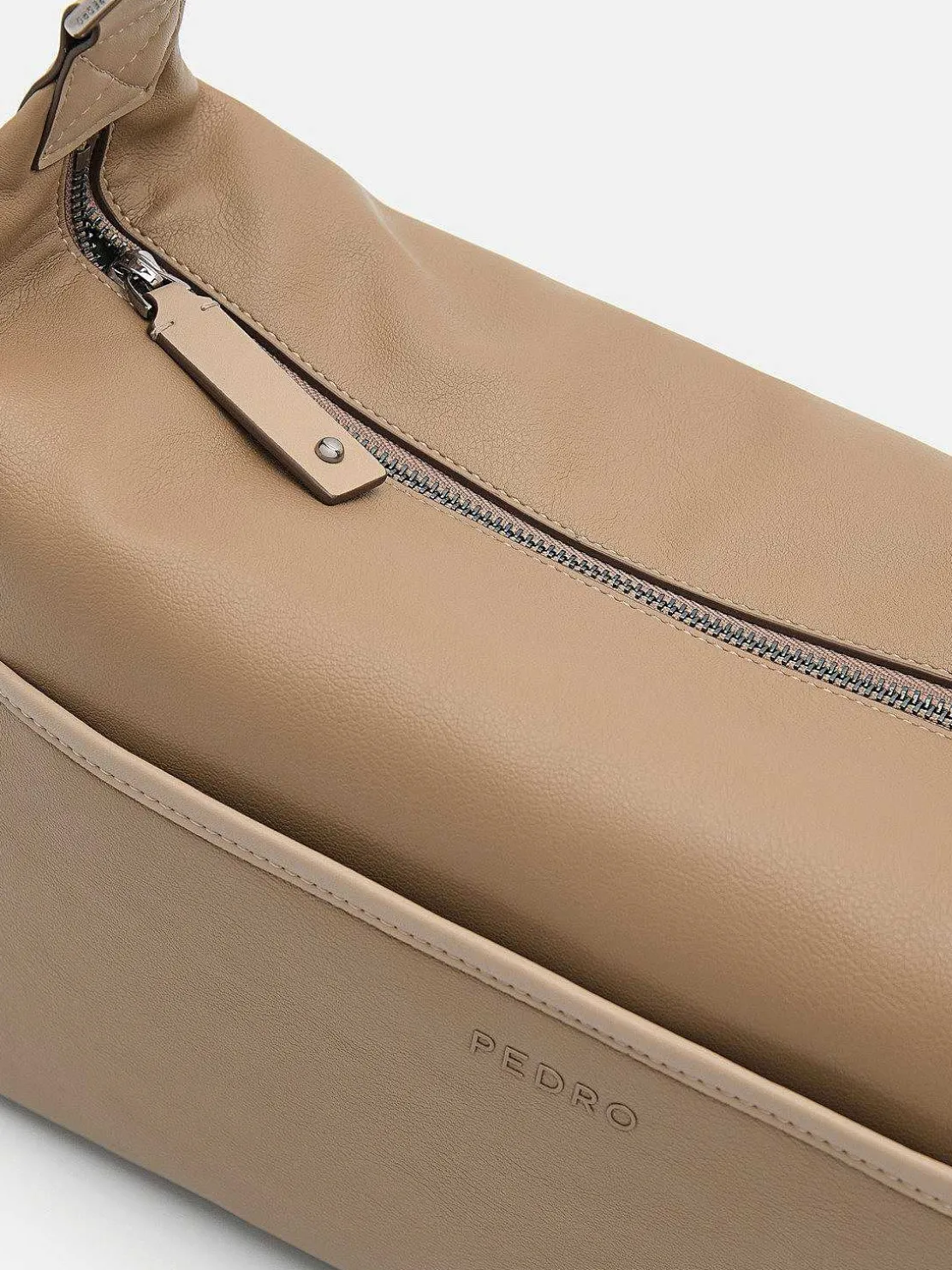 Francis Sling Bag