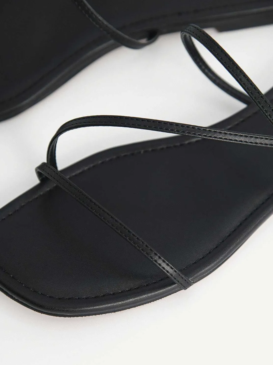Gwyneth Strappy Flats