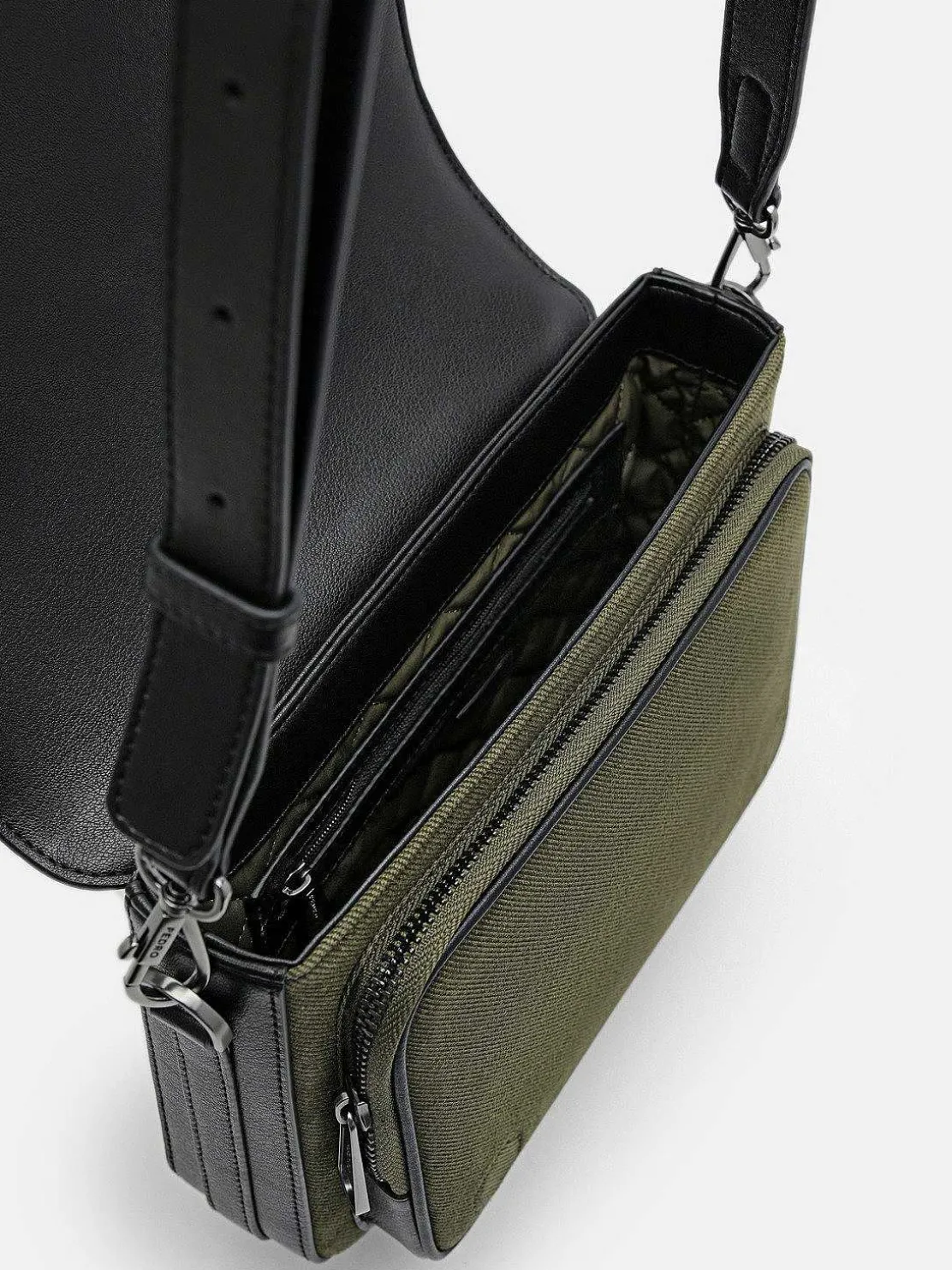 Harris Sling Bag