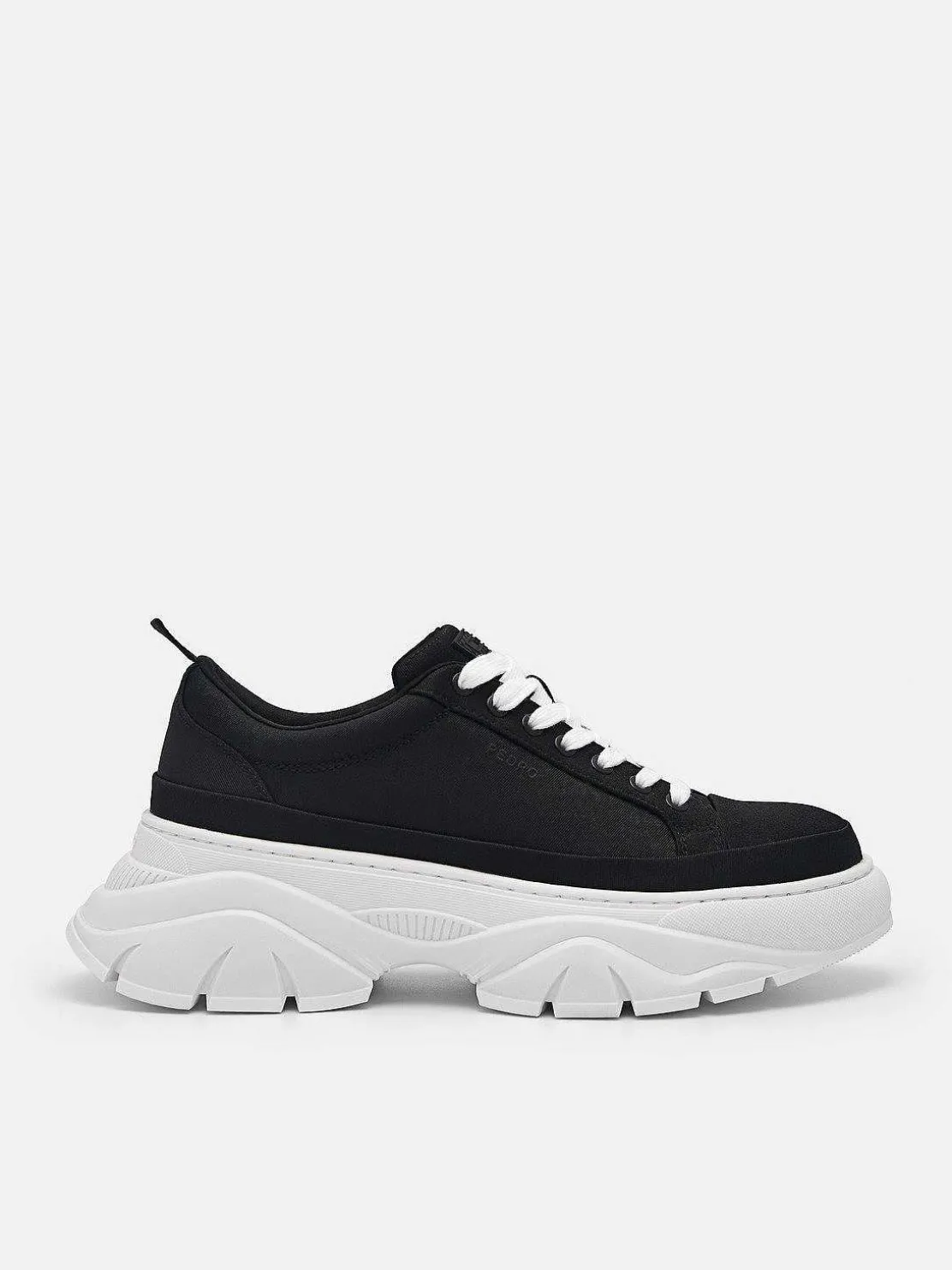 Hybrix Sneakers