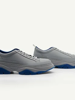 Hybrix Sneakers