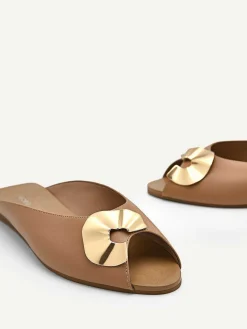 Iris Flat Sandals