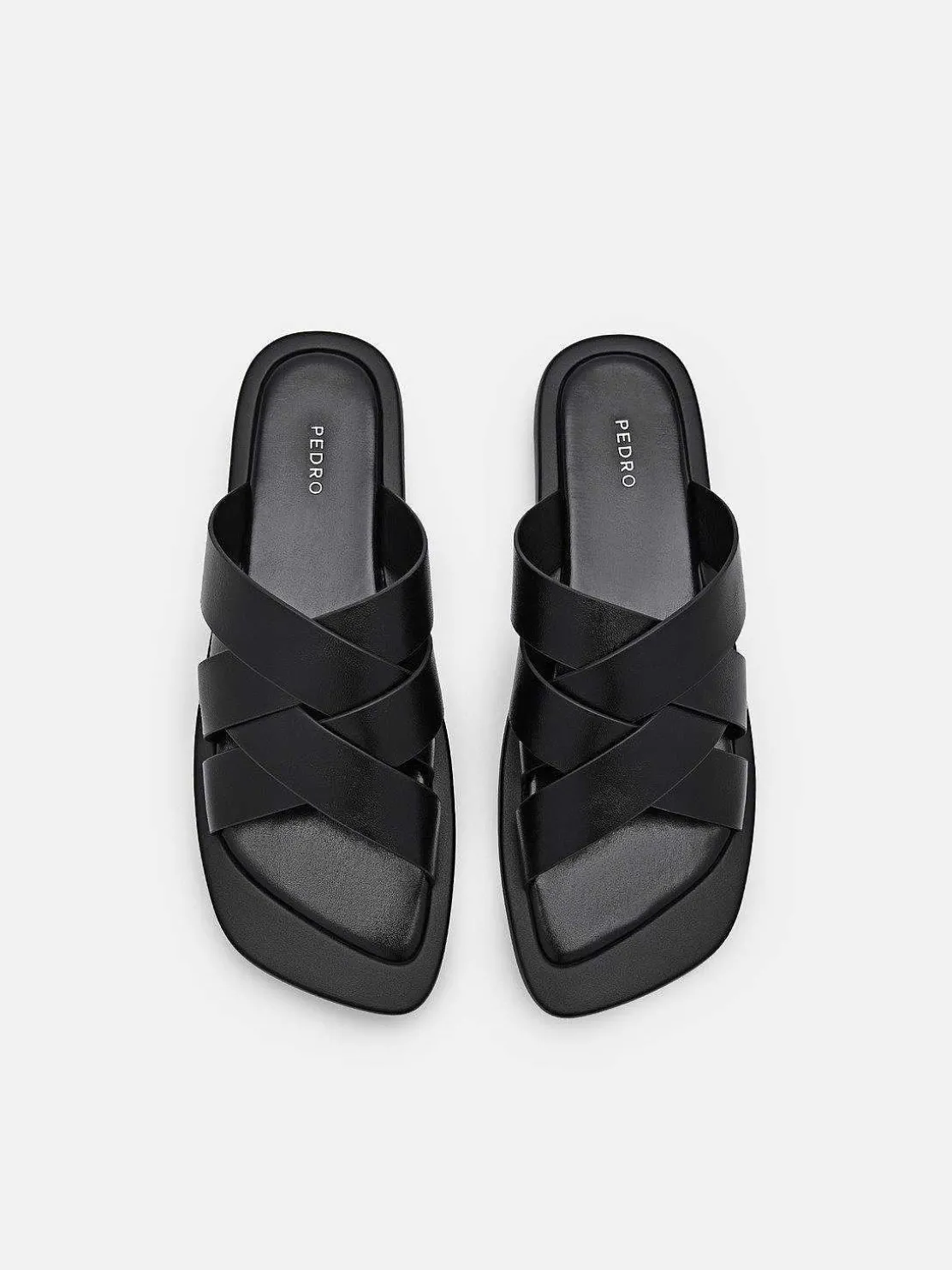Izzie Flat Sandals