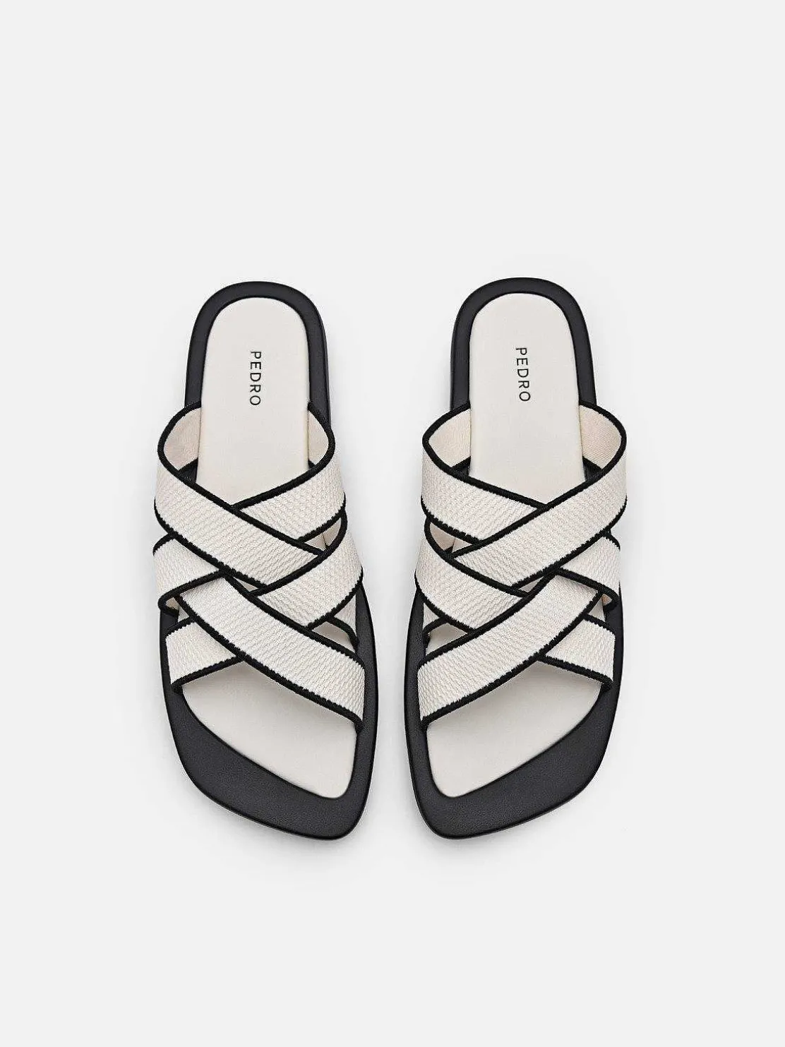 Izzie Flat Sandals