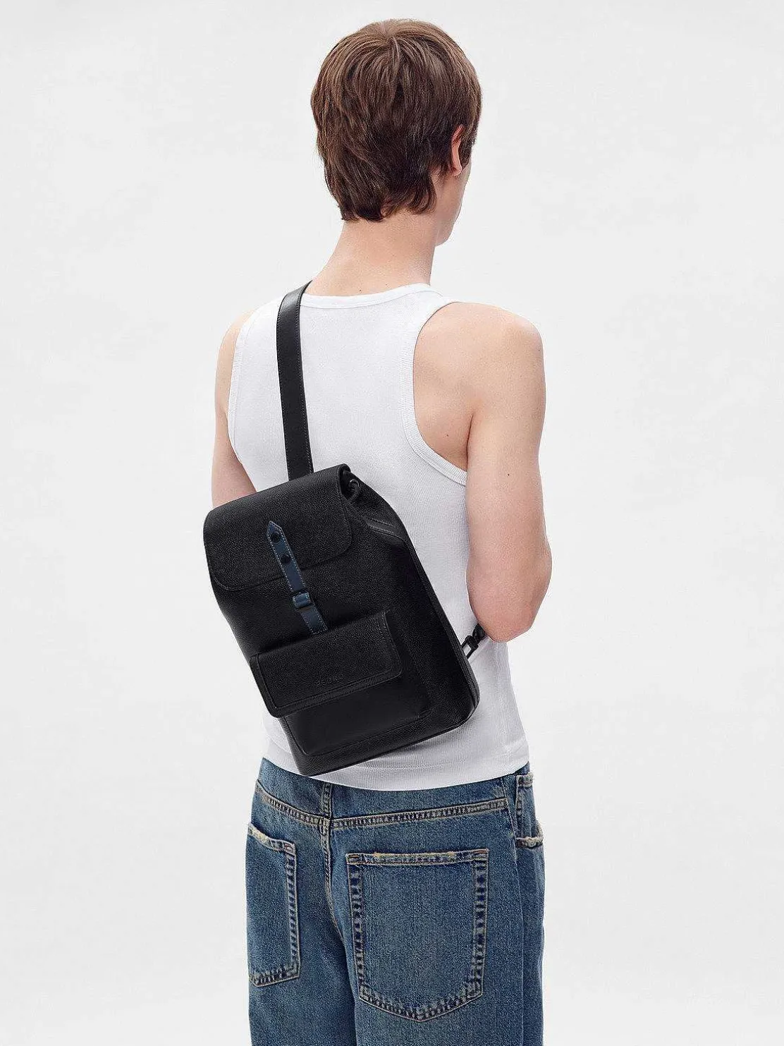 Jones Sling Pouch