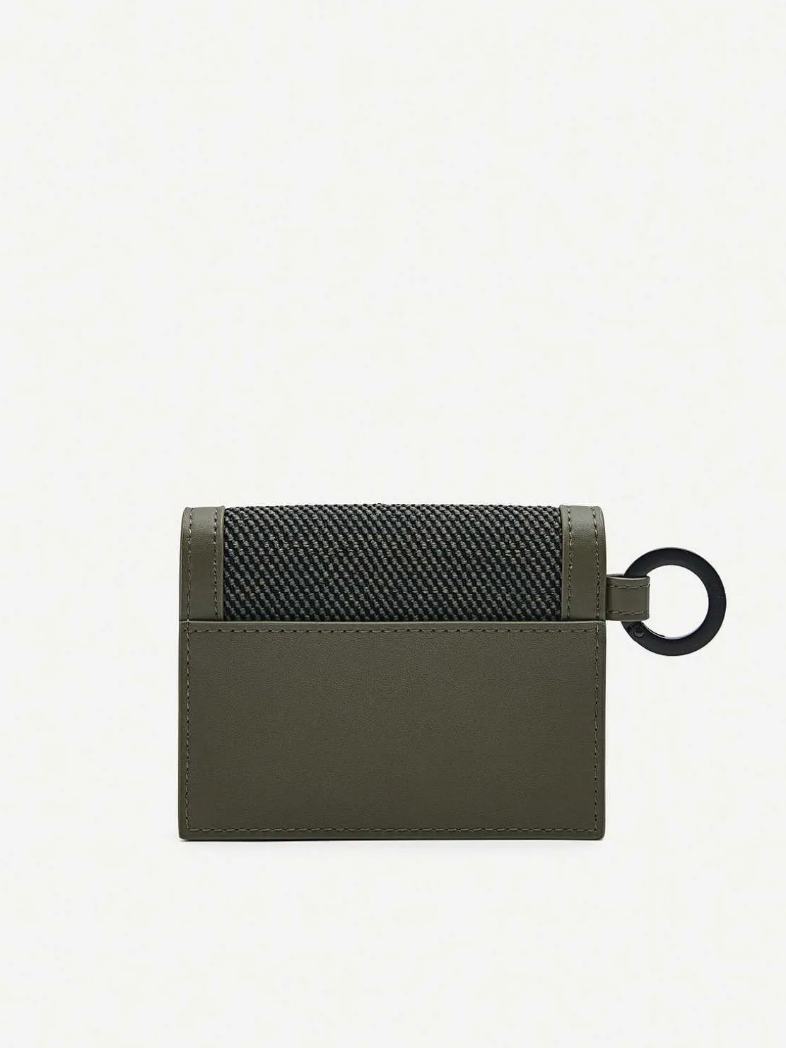 Leather Bi-Fold Card Holder With Key Ring
