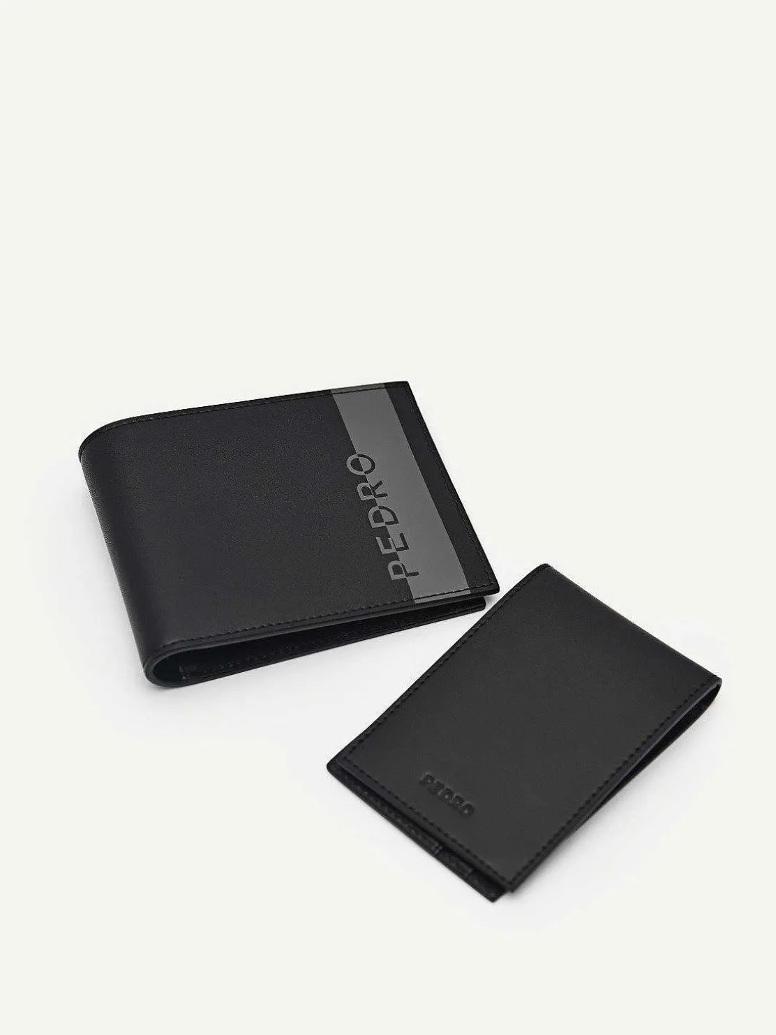 Leather Bi-Fold Wallet With Insert