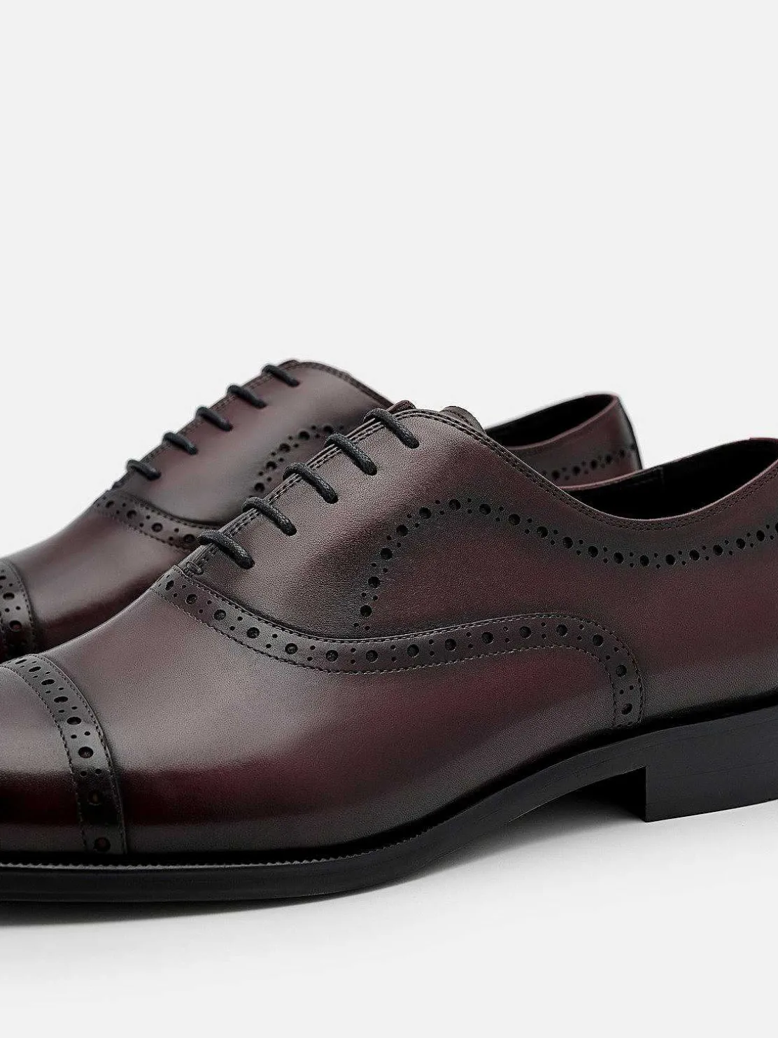Leather Brogue Oxford Shoes