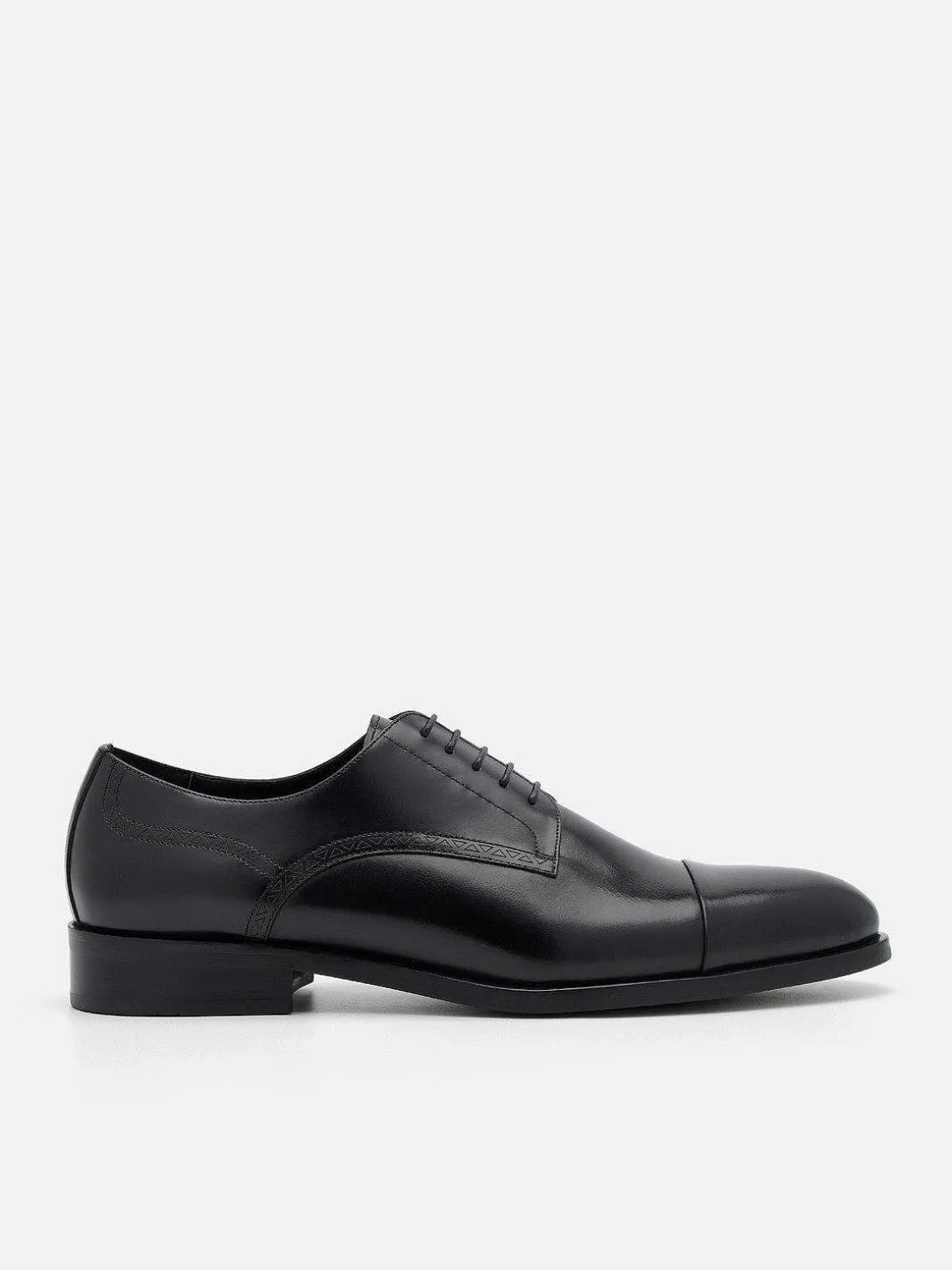 Leather Cap Toe Derby Shoes