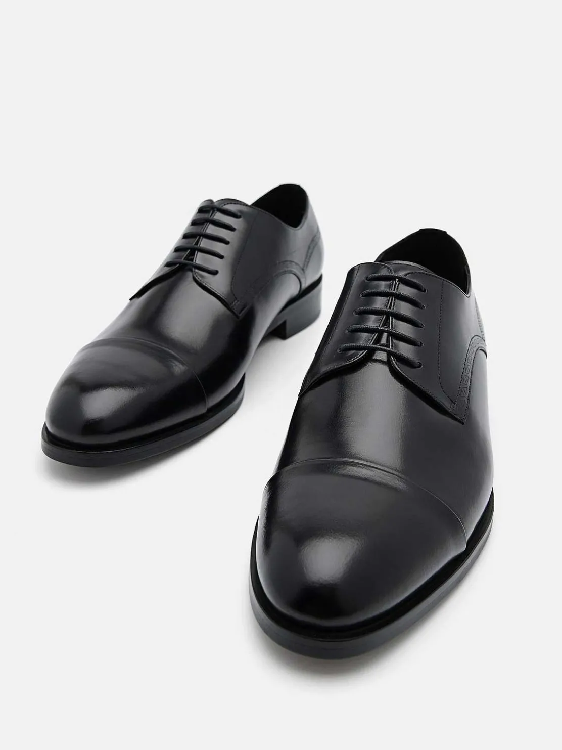 Leather Cap Toe Derby Shoes