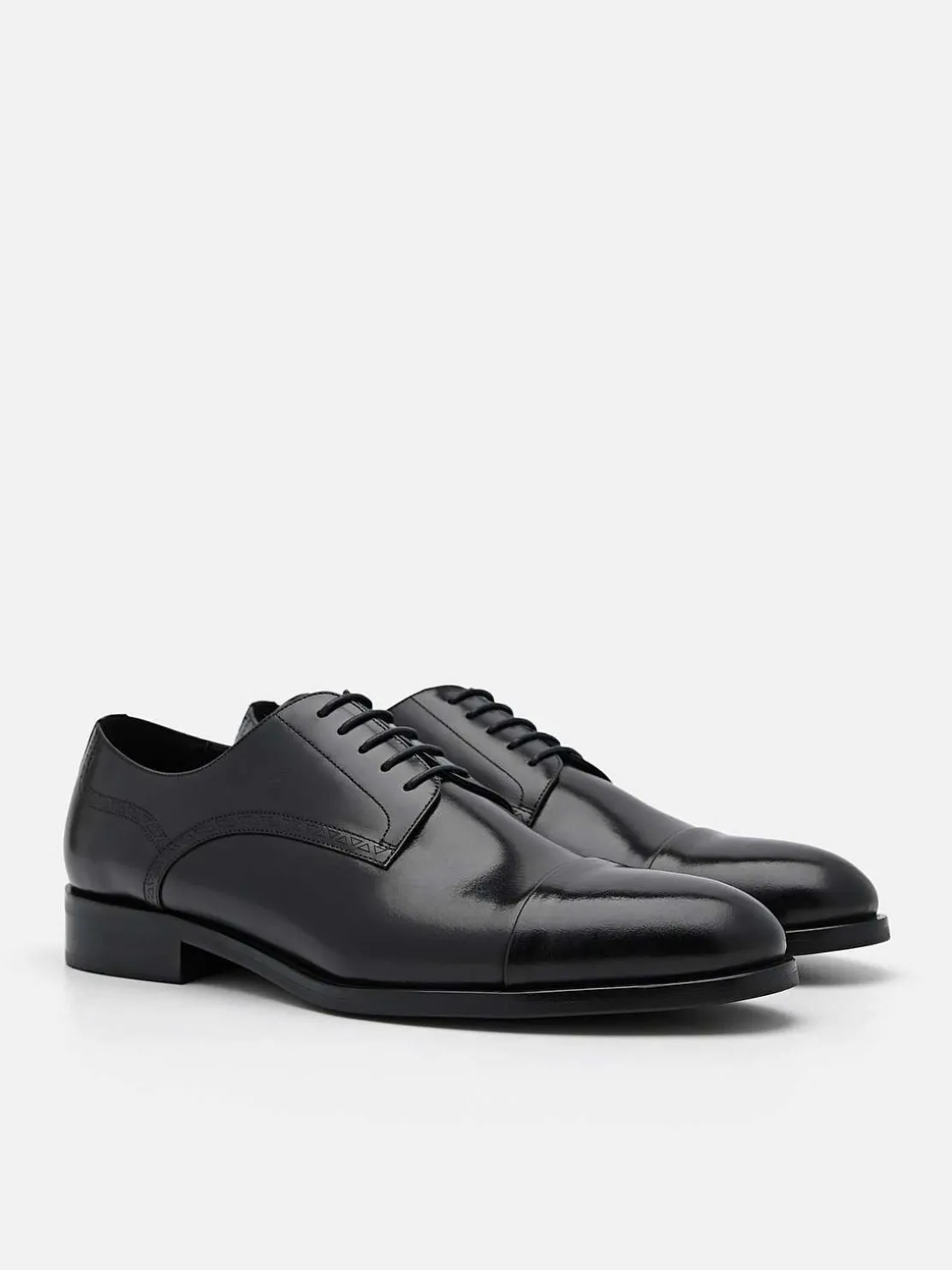 Leather Cap Toe Derby Shoes