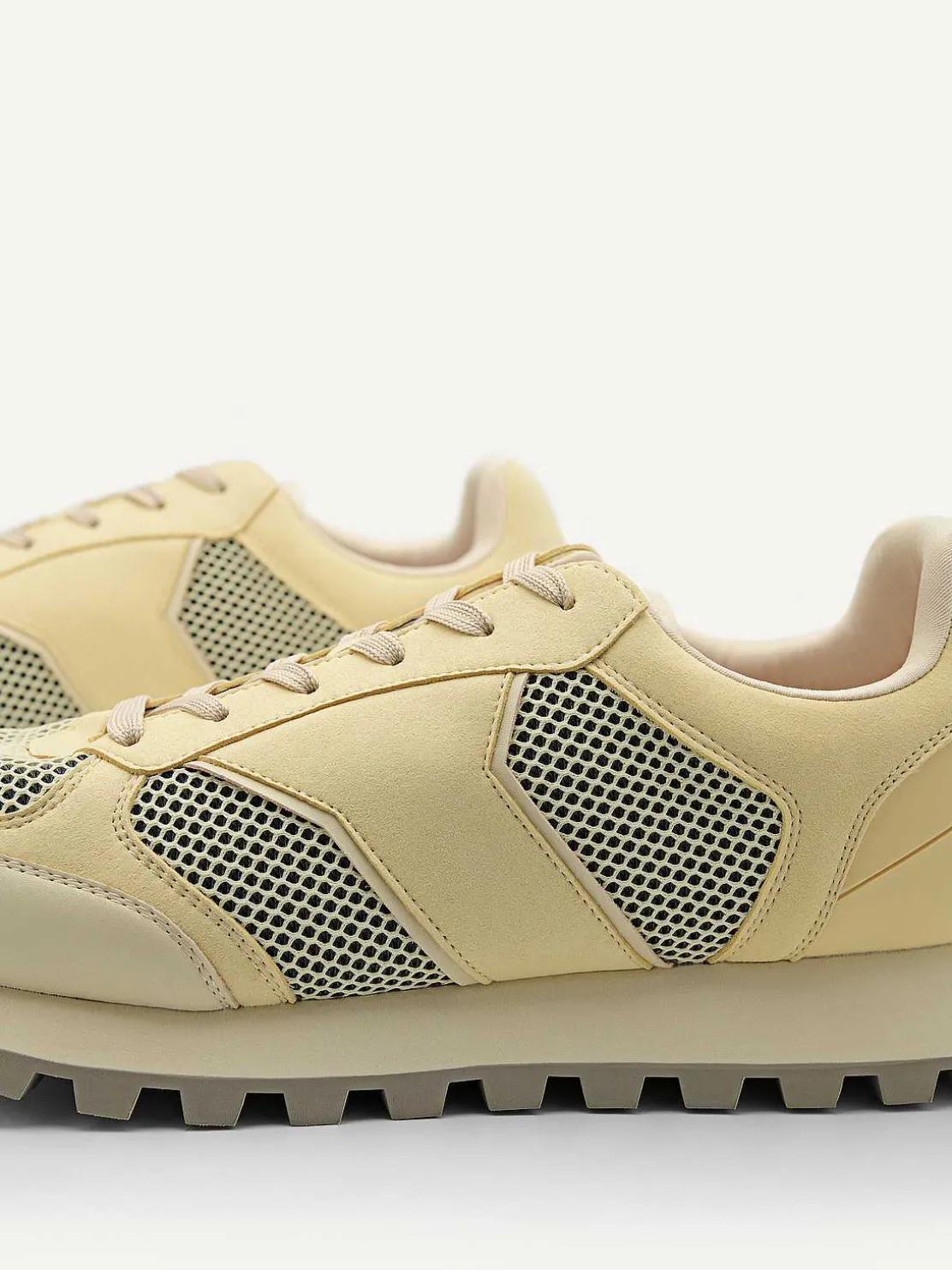 Mono Track Low Top Sneakers