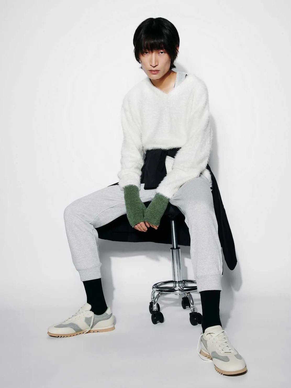 Mono Twist Sneakers