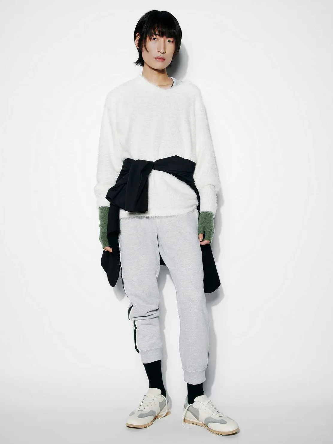 Mono Twist Sneakers
