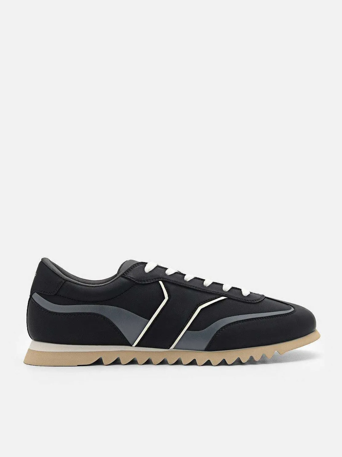 Mono Twist Sneakers