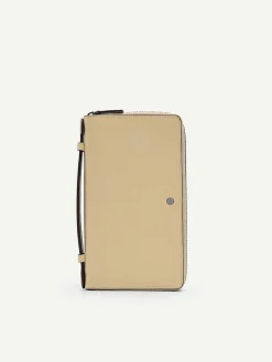 Oliver Leather Travel Organiser