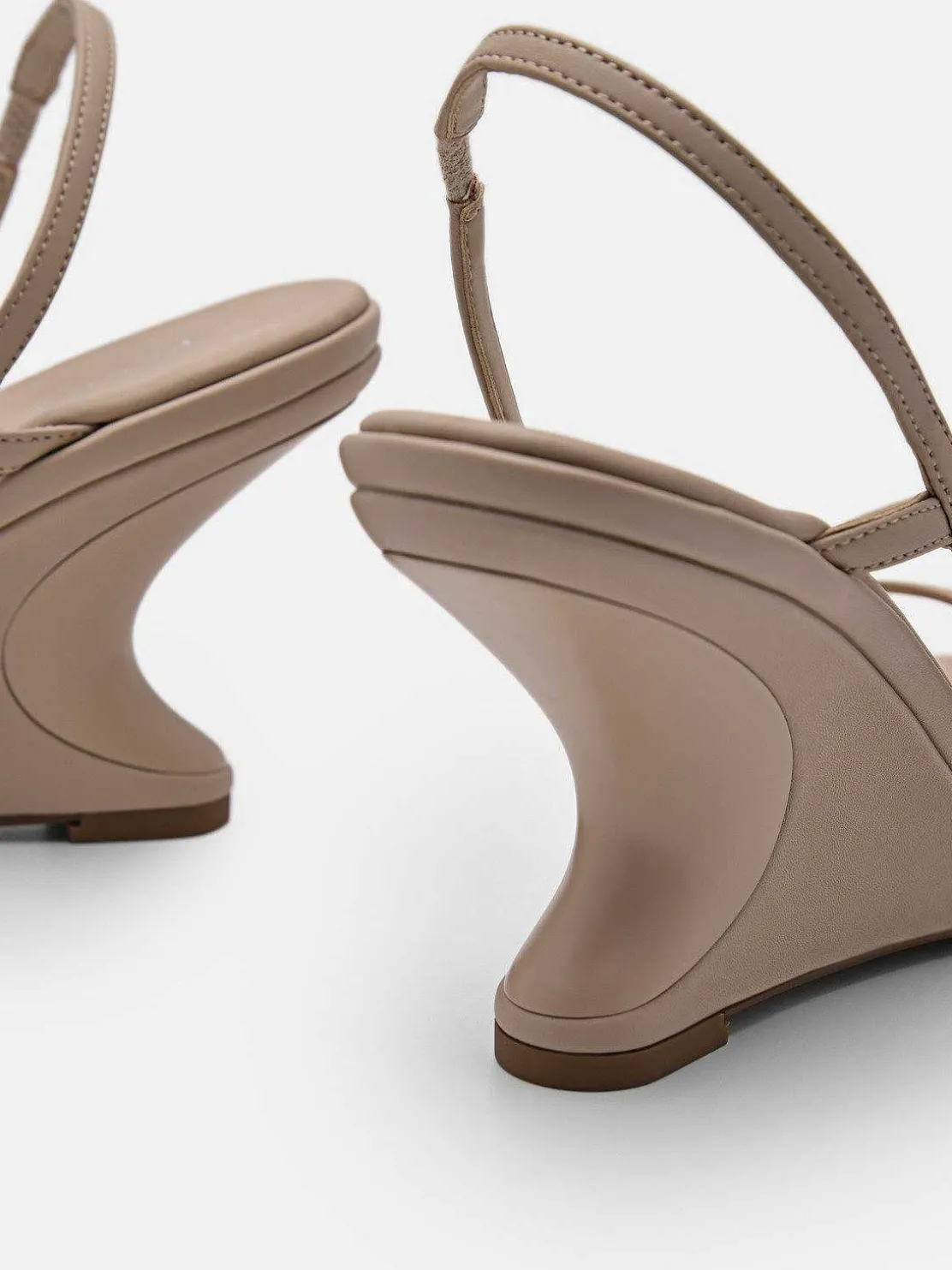 Oriana Wedge Sandals