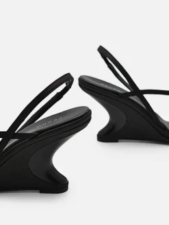 Oriana Wedge Sandals