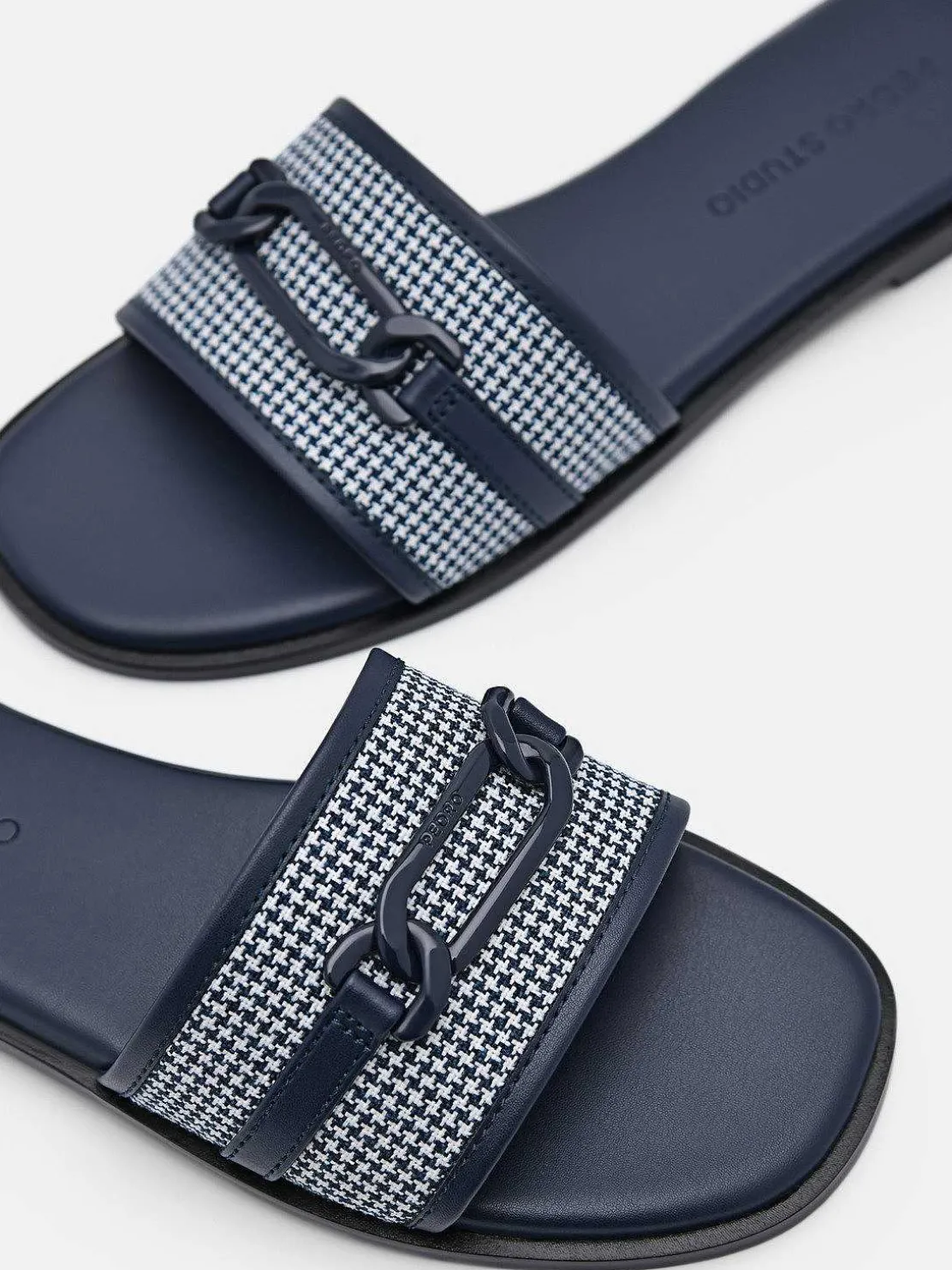 Pedro Studio Jeanne Flats