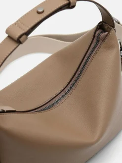 Robin Sling Bag