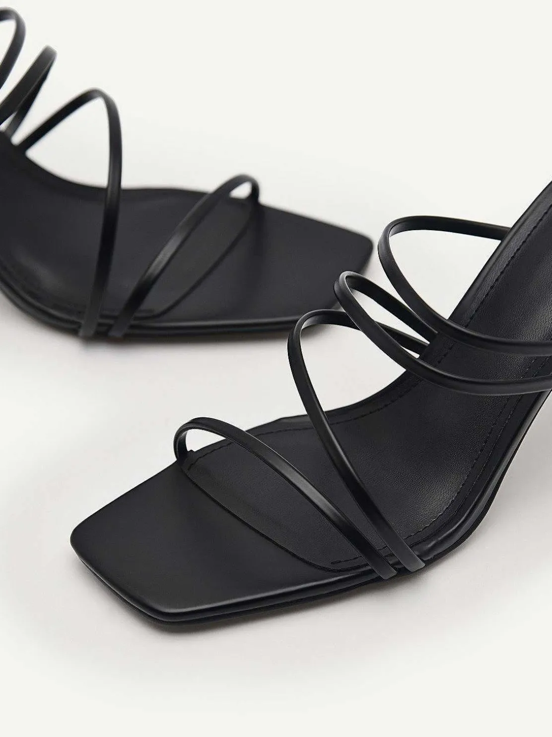 Strappy Heel Sandals - Black