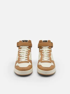 Stride Sneakers