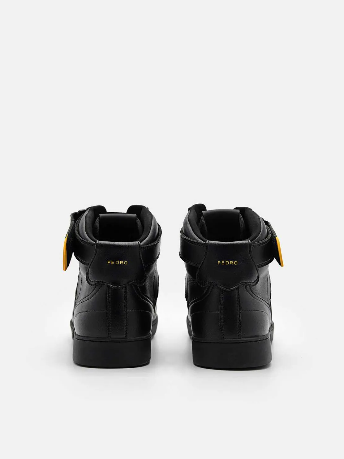 Stride Sneakers