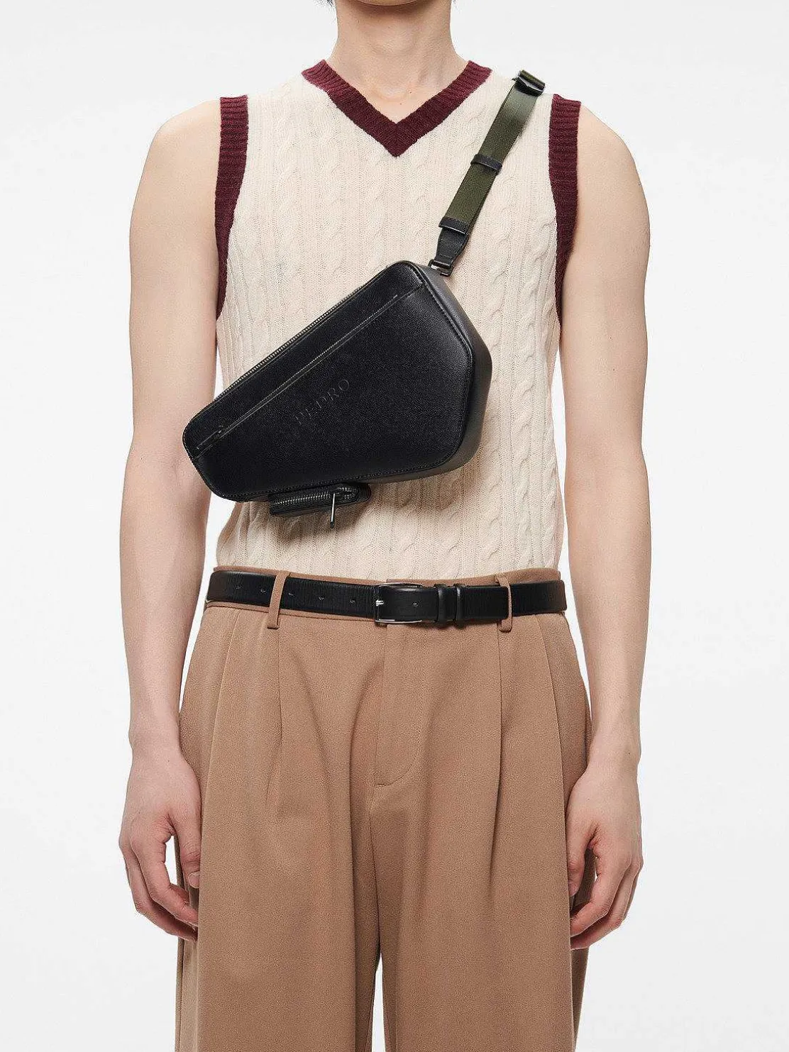 Taper Sling Pouch