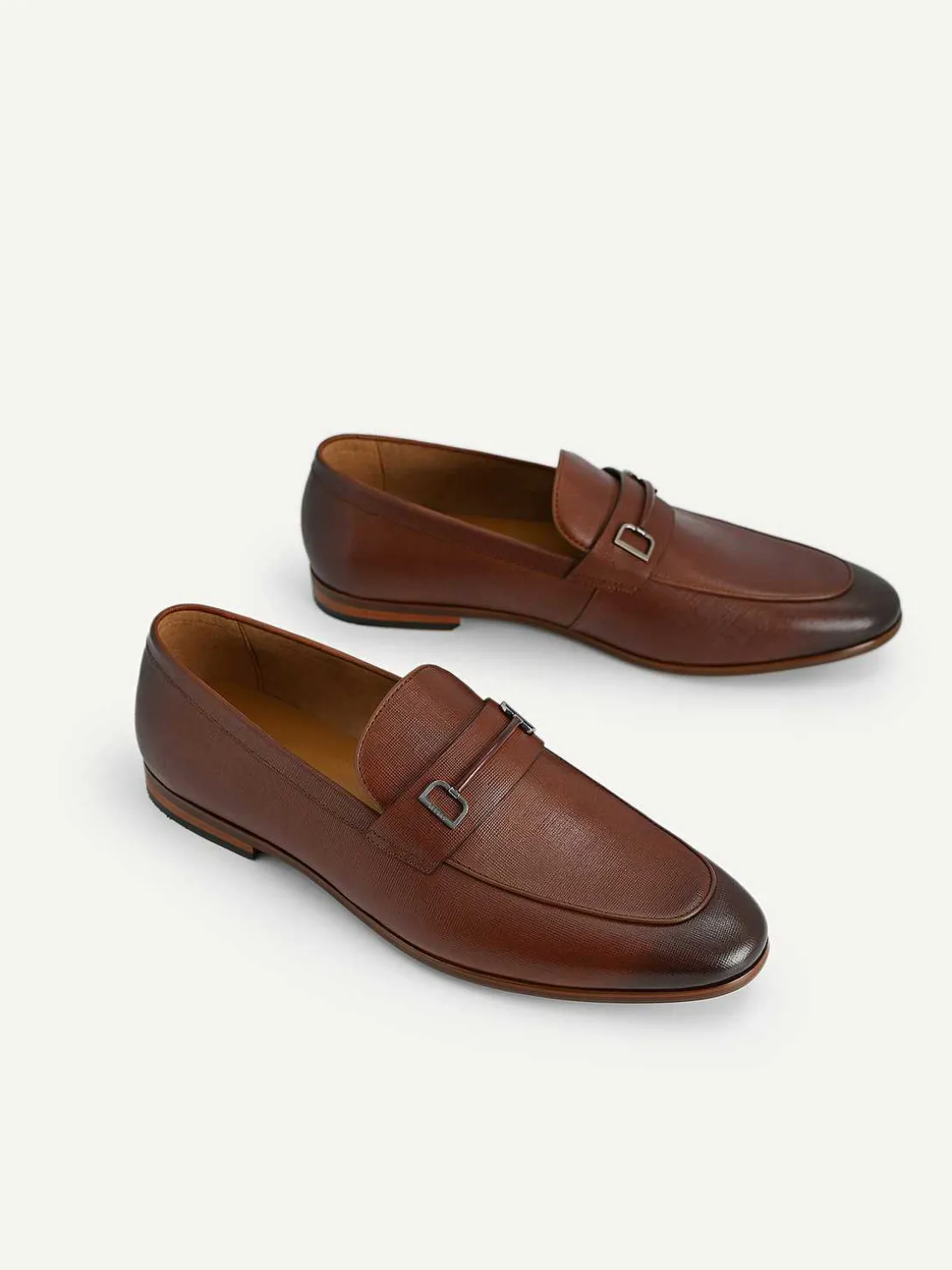 Textured Leather Loafers With Metal Bit