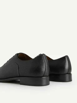 Textured Leather Oxford Shoes