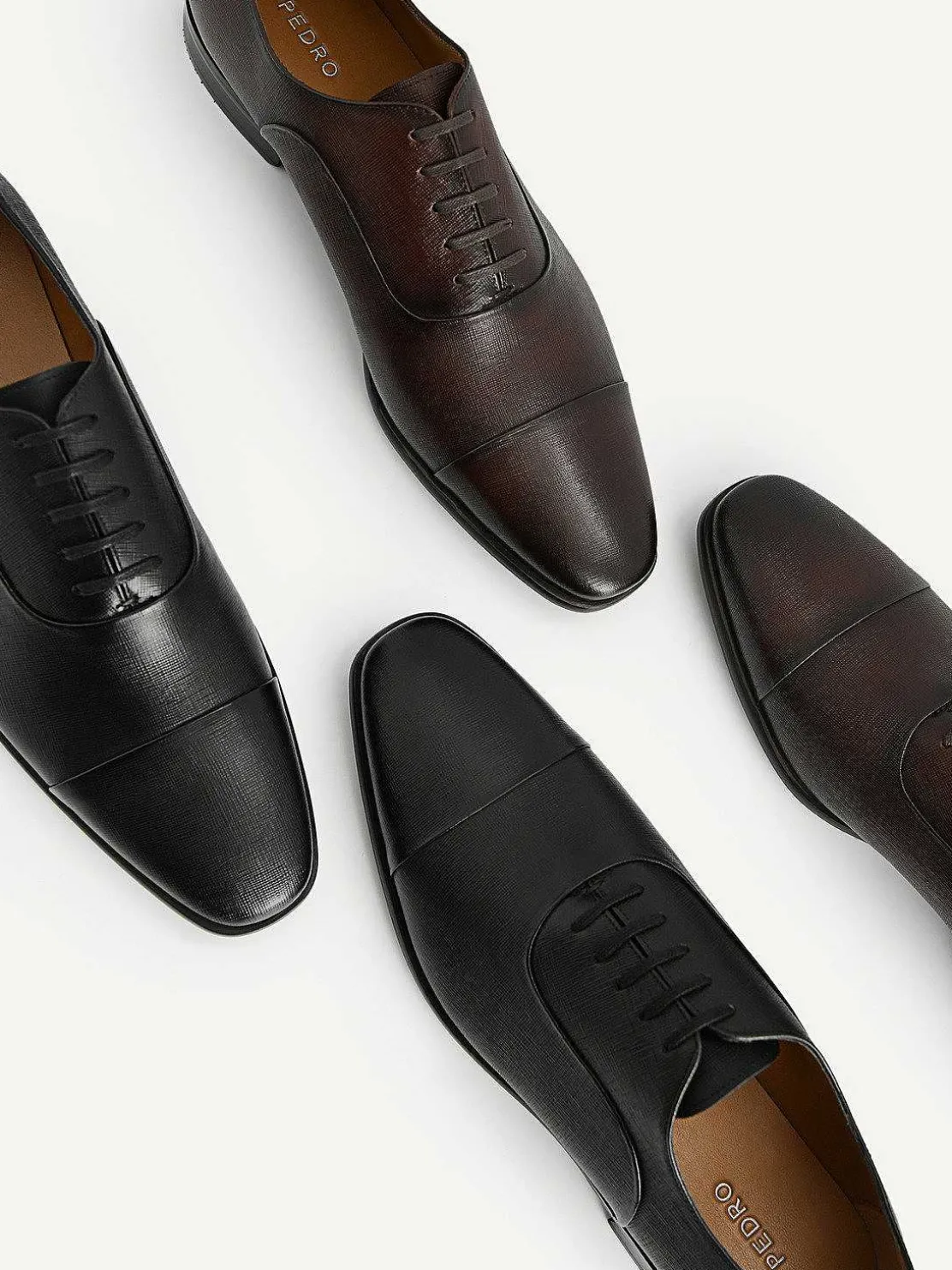 Textured Leather Oxford Shoes
