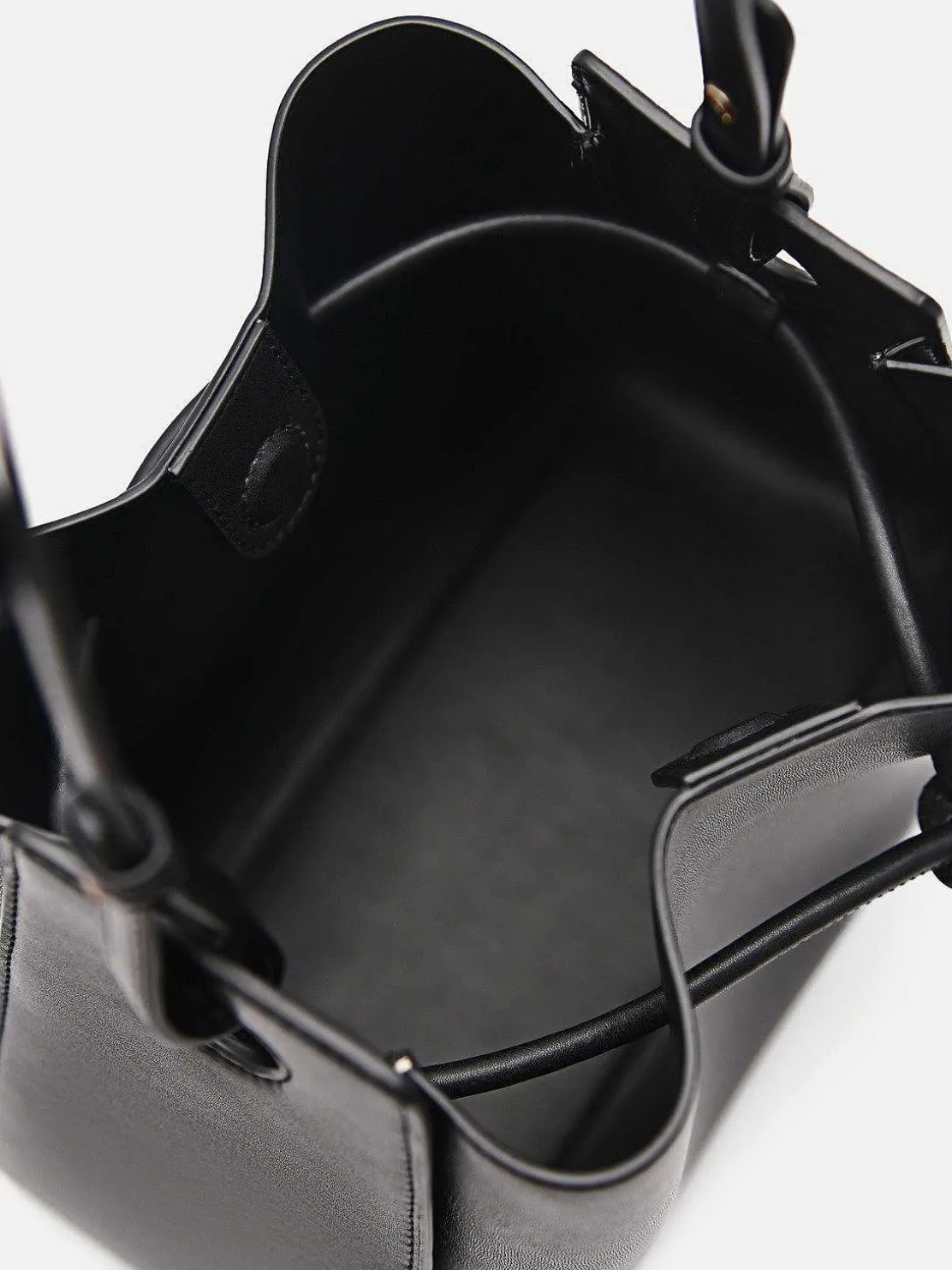 Yasmin Bucket Bag